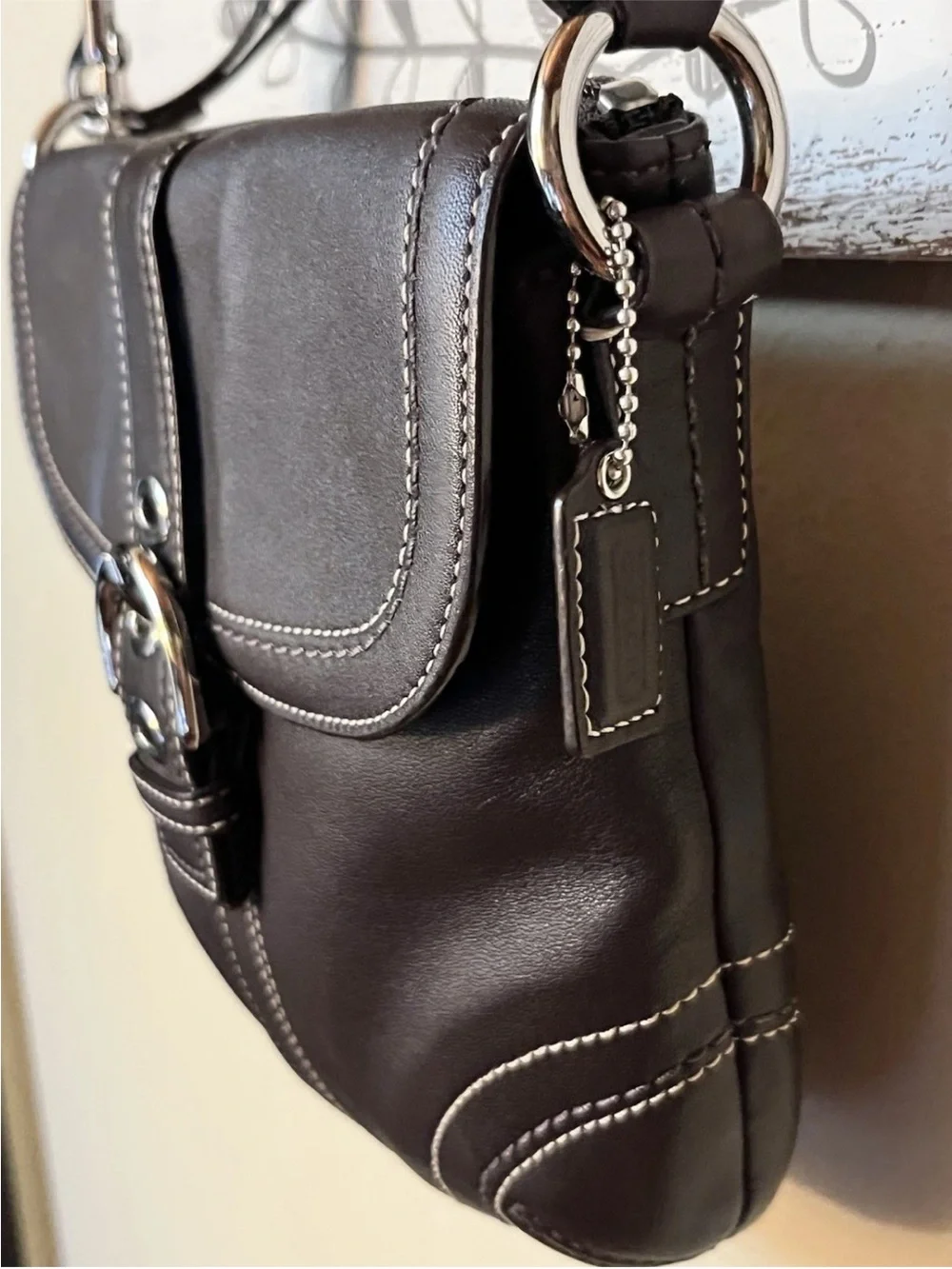 Men or ladies Leather Crossbody Bag - Black